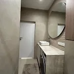 Cracow Center Jacuzzi & Sauna Penthouse Retreat شقة