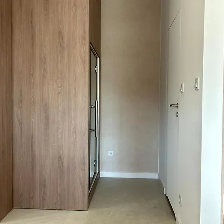 Cracow Center Jacuzzi & Sauna Penthouse Retreat 아파트