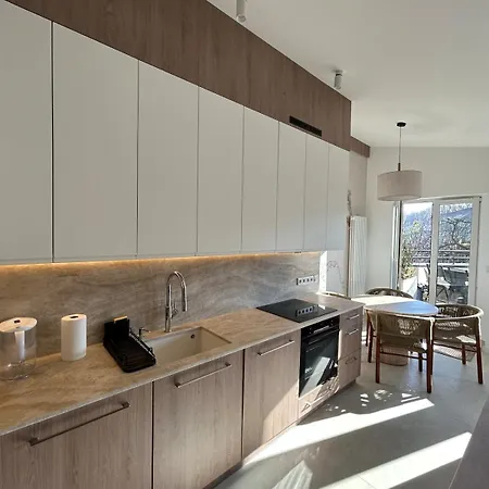 Cracow Center Jacuzzi & Sauna Penthouse Retreat * Cracovia