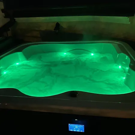 Appartamento Cracow Center Jacuzzi & Sauna Penthouse Retreat *